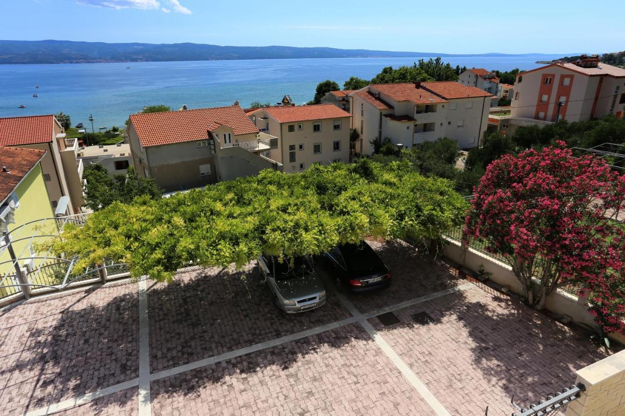 Apartments And Rooms With Parking Space Duce, Omis - 10303 Екстериор снимка