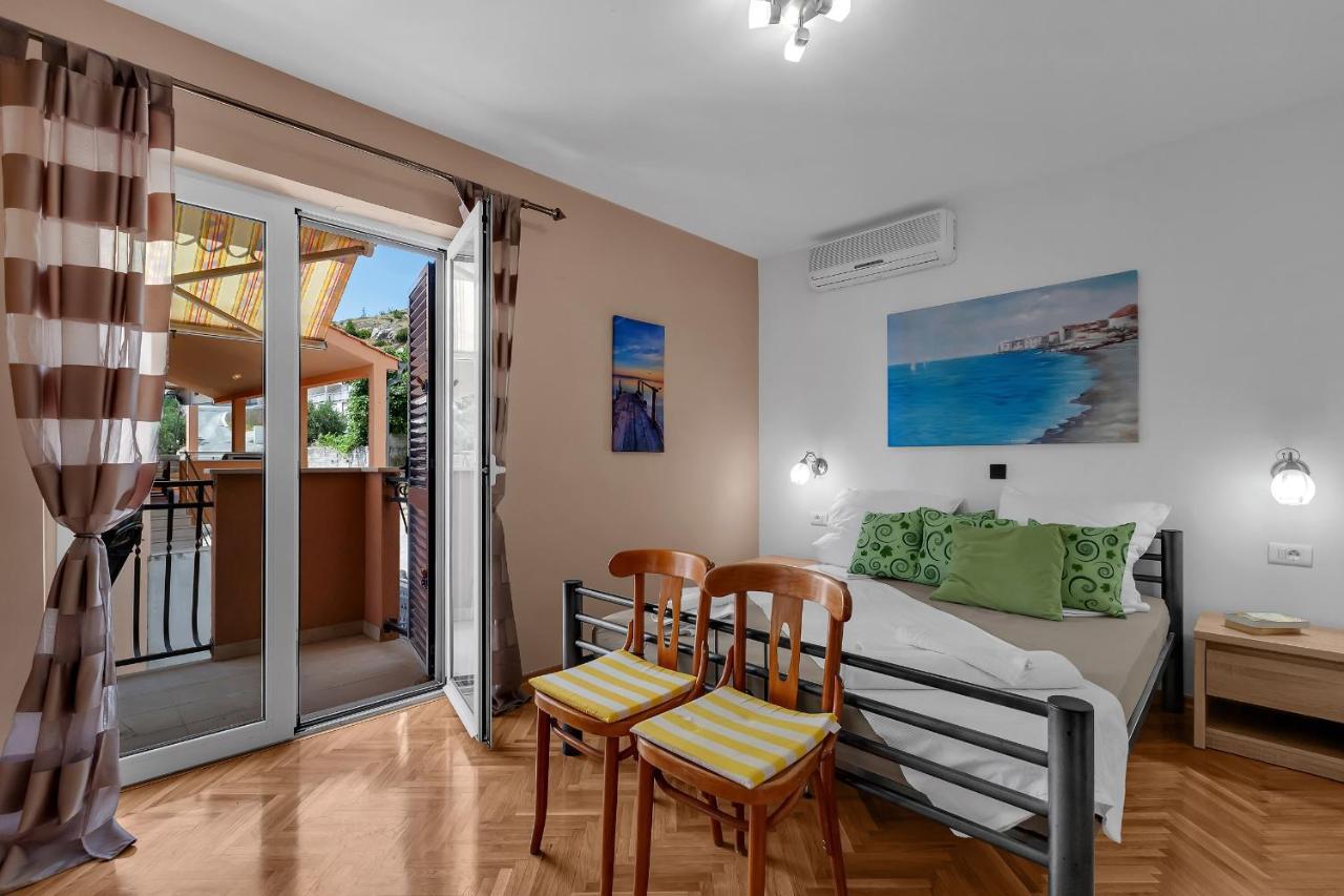 Apartments And Rooms With Parking Space Duce, Omis - 10303 Екстериор снимка